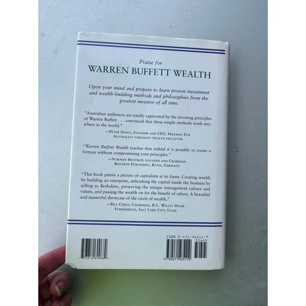 Warren Buffett Wealth Robert P Miles Hardcover 2004‎ Investment Principles Wiley